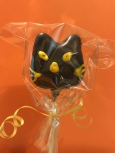 Black Cat Cake Pops