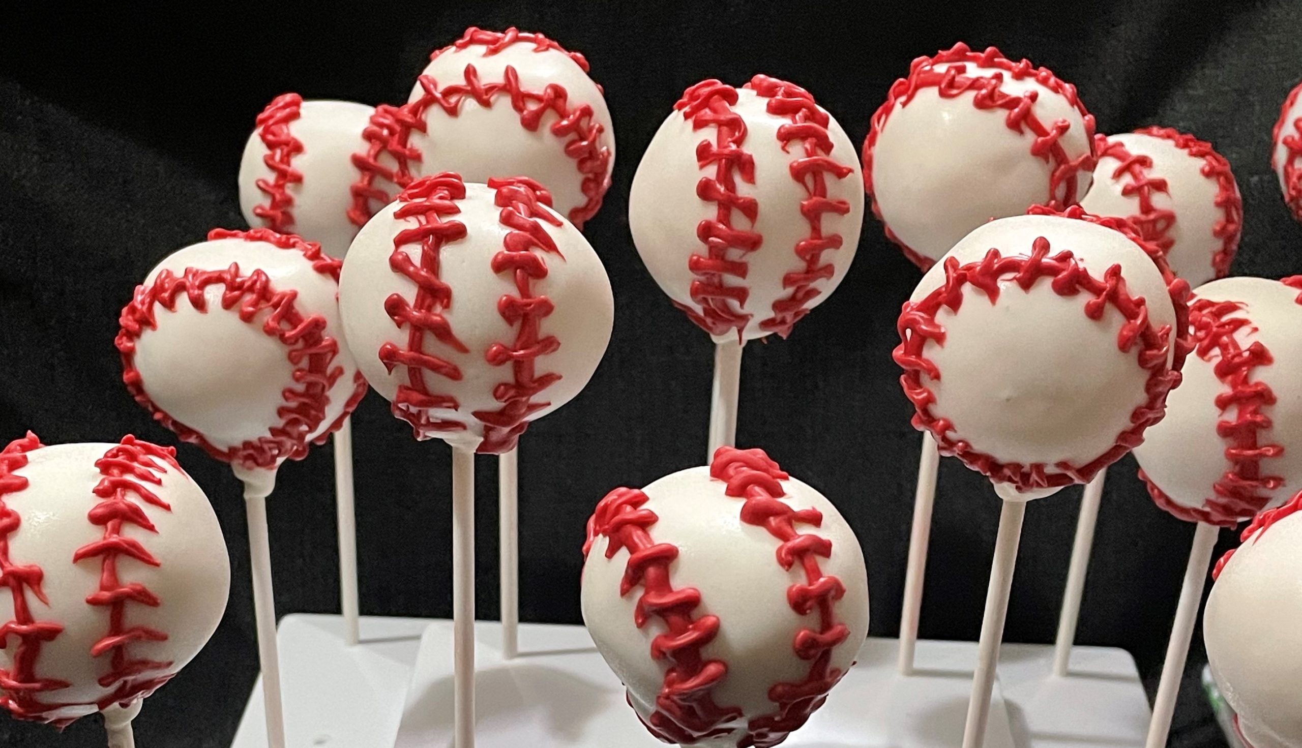 Baseball / Soccer ball Cake Pops
