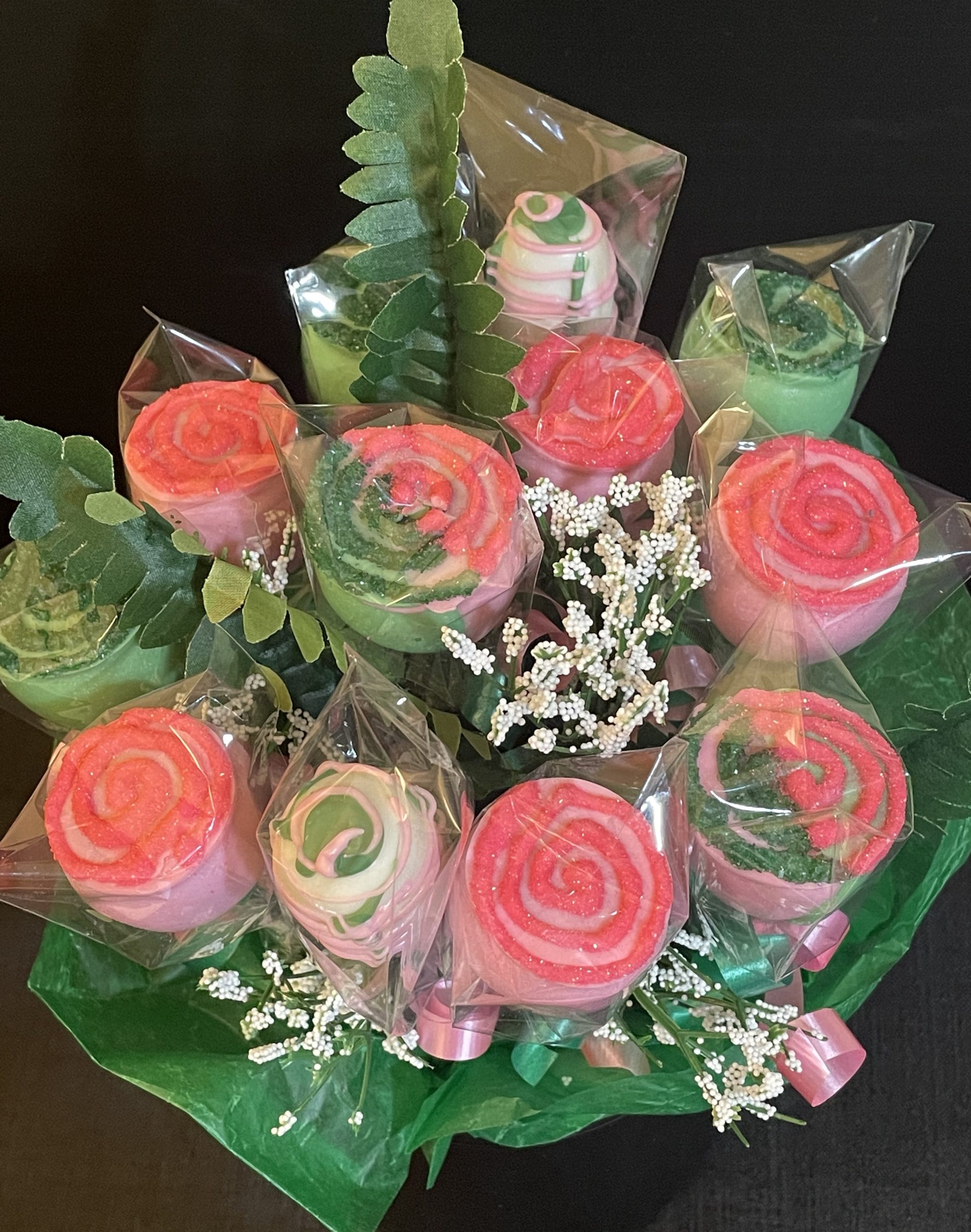 Pretty 'n Pink & Green Rose Bouquet
