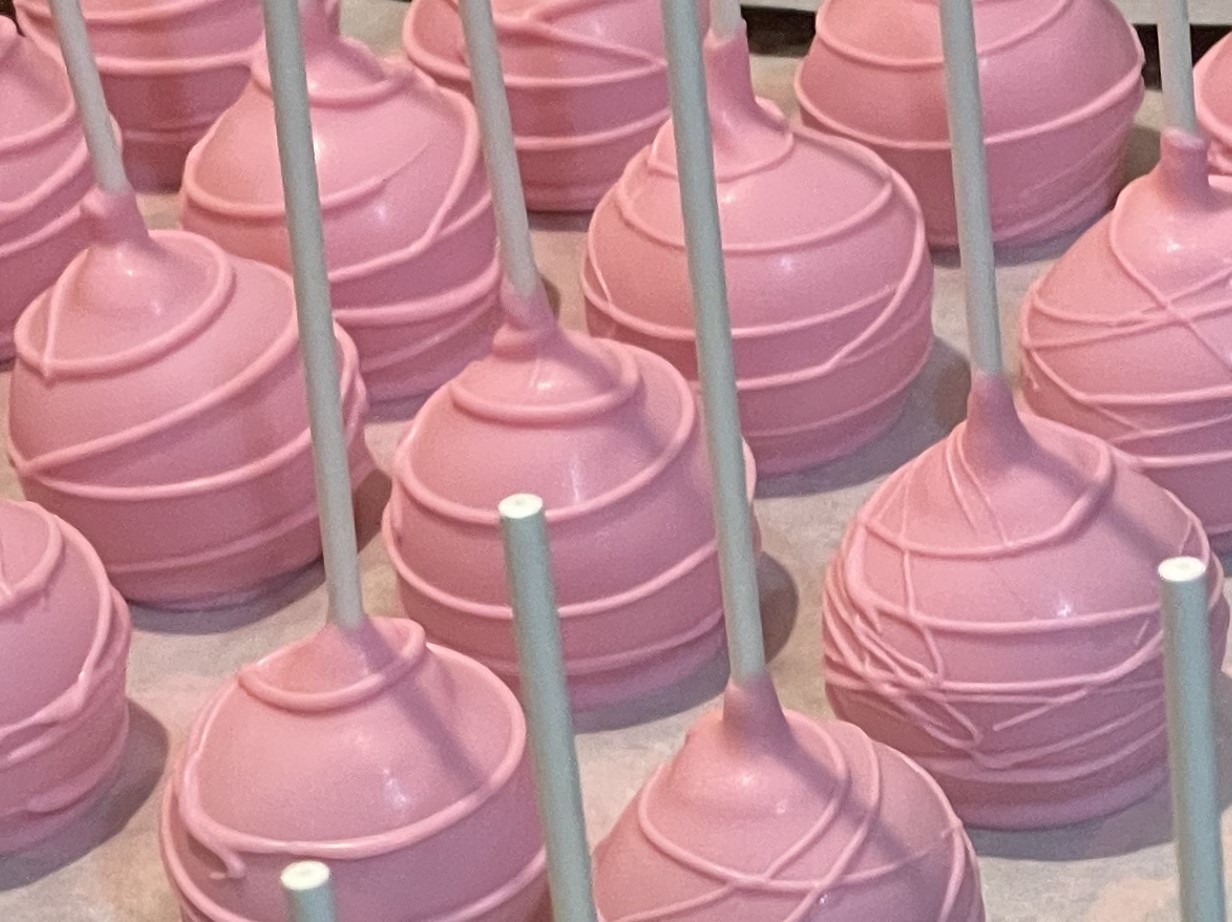 Strawberry Flavored Cake Pops